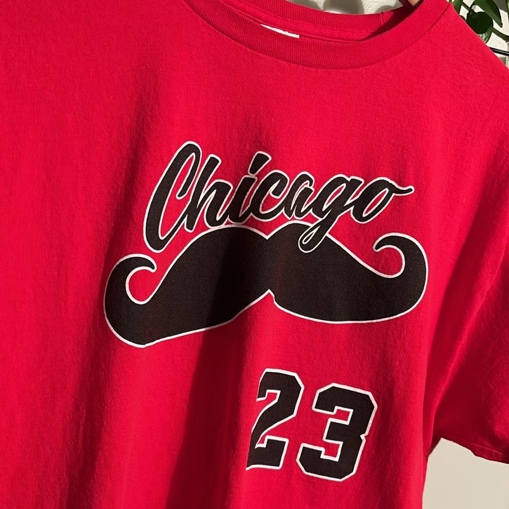 Hanes Chicago Mustache Crawl Michael Jordan 23 White Claw Chicago Bulls Large - Picture 4 of 9